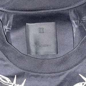Givenchy Oversized Tee size Large Brand new with Tags